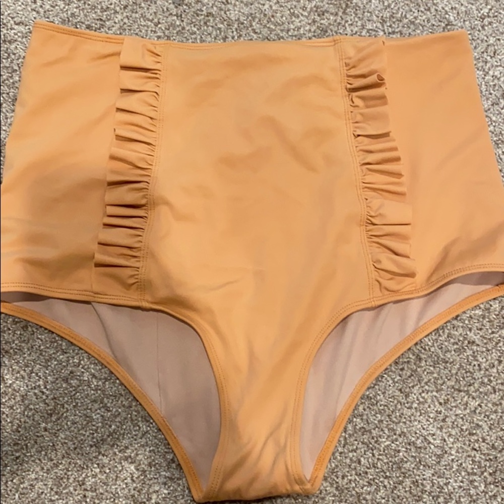 Kortni Jeane swim large bottom
